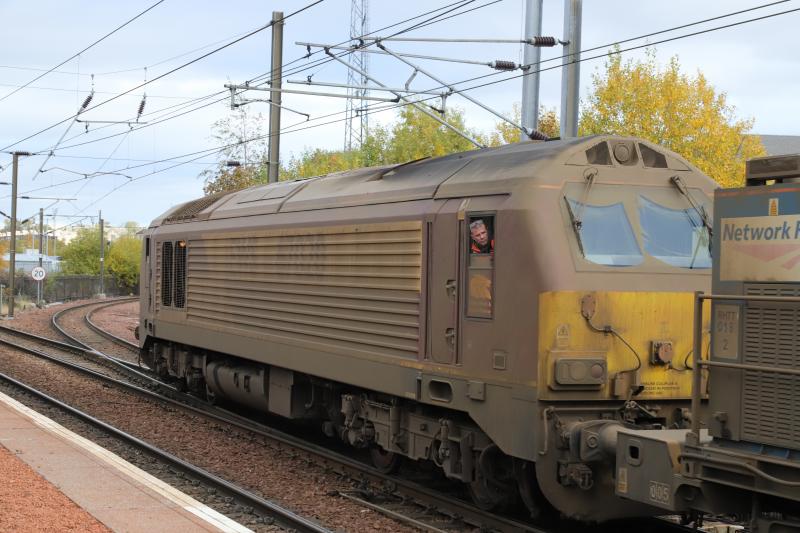 67020 needs a Wash: Somewhere under the dirt is 67020 Photo of 67020 needs a Wash