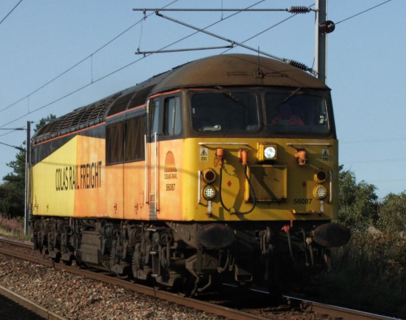 56087: 56087 0Z56 Grangemouth-Millerhill Photo of 56087