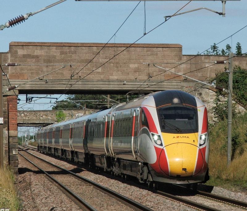 800109: 800109 slows for Edinburgh passing through Wallyford Photo of 800109