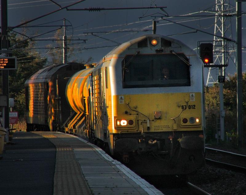 67012 tnt 67020: Photo of 67012 tnt 67020