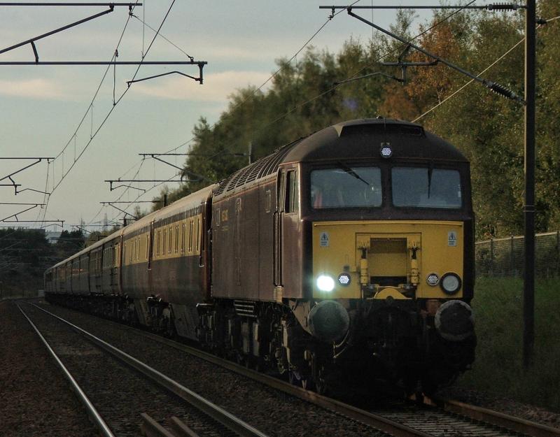 57314 tnt 57316: 57314 leads 57316 working Edinburg-Manchester 1Z32 Photo of 57314 tnt 57316
