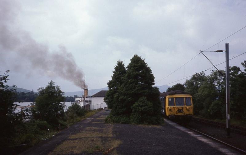 Photo of 303045 and Maid of the Loch at Balloch