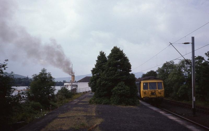 Photo of 303045 and Maid of the Loch at Balloch
