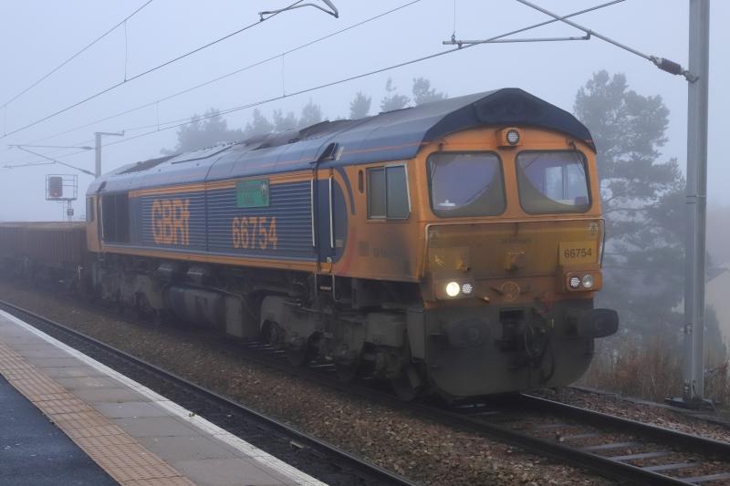 Needing a Wash: 66754 leading 6K16 01.53 Moy to Millerhill at Newcraighall in the Fog on 09/11/2020. Train was 7 minutes late but enough for the fog to come back Photo of Needing a Wash