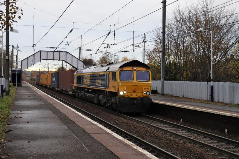 4S69: 66712 on 4S69 06.17 Doncaster Iport to Elderslie at Slateford on 10/11/2020 Photo of 4S69