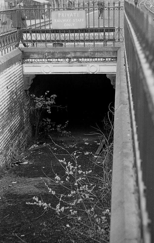 Stirling underpass: A photo of the south end subway at Stirling Station in 1974. Why I 'wasted' a valuable frame on such a subject I can't guess!
Bill Photo of Stirling underpass