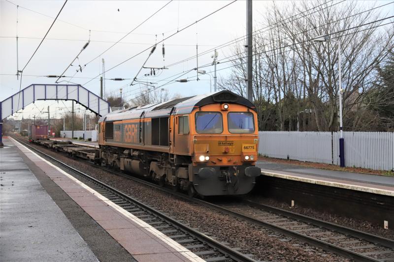 4S69 sailing through Slateford: 66775 on 4S69 06.08 Doncaster Iport to Elderslie at Slateford on 08/12/2020 Photo of 4S69 sailing through Slateford