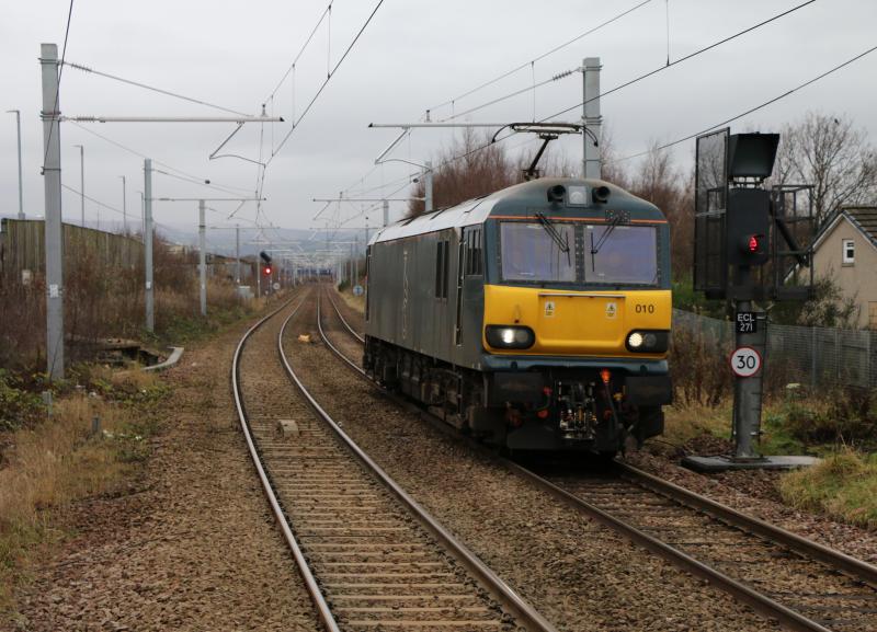 CS Route Learner: 92010 0Z90 Mossend Dn.Yd.-- Edinburgh approaching Camelon 9.12.20 Photo of CS Route Learner
