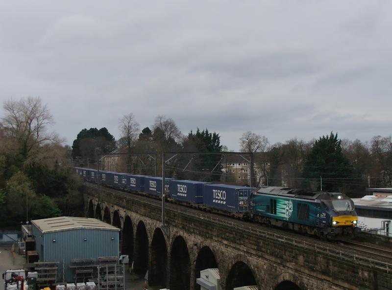 68018: 68018 with 4E65 Mossend-Tees Photo of 68018