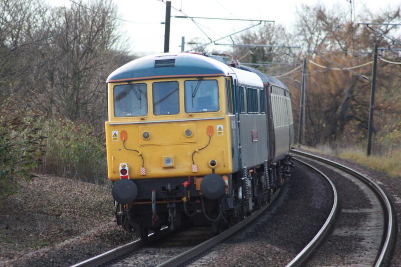 86101: 86101 on the rear of train Photo of 86101