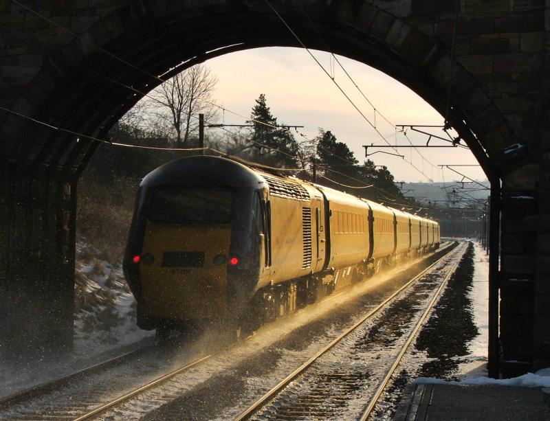 43208: 43208 at the rear of 1V58 Glasgow-Penzance Photo of 43208