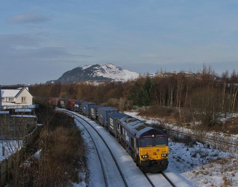66109: 66109 with 4E98 Mossend-Tees Photo of 66109