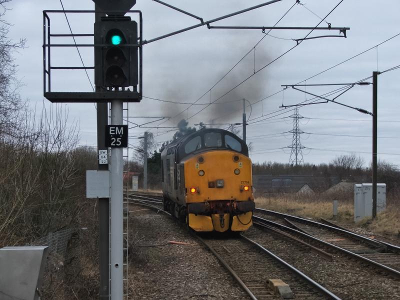 37716: 37716 with 0Z31 Motherwell-Millerhill Photo of 37716
