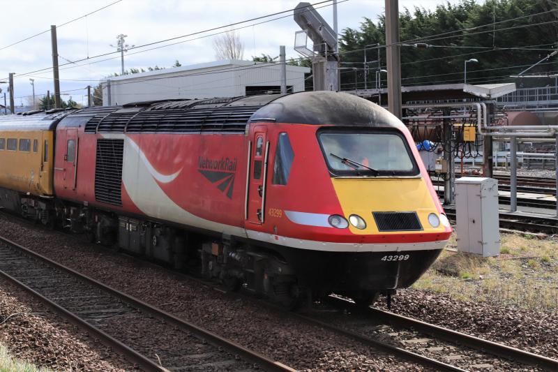 43299: 43299 + 43062 on 1Q24 10.37 Heaton T & RSMD to Newcastle via Glasgow passing Craigentinny on 29/03/2021 Photo of 43299