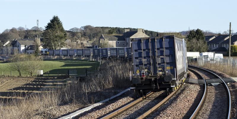 66302 KINTORE 15.4.21.jpg: APPROCHING BOAT OF KINTORE L.C. HEADING FOR ABERDEEN THEN MOSSEND.
THE FRONT HALF OF THE TRAIN IS WHERE THE ORIGINAL KINTORE
STATION WAS SITUATED Photo of 66302 KINTORE 15.4.21.jpg