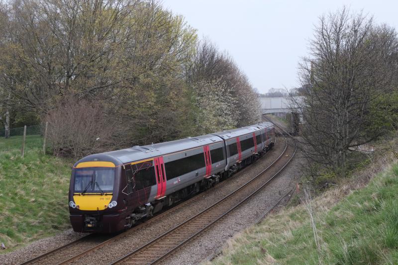 5Q87 Kilmarnock to Tyseley: 170107 on 5Q87 Kilmarnock Bonnyton Depot to Tyseley TMD passing Peffermill Playing Fields on 19/04/2021. Photo of 5Q87 Kilmarnock to Tyseley