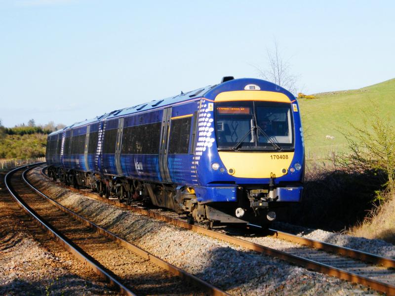 170408 @ Gleneagles 21 April 2021: Sprinting south, through shadows cast by late afternoon sunlight. Photo of 170408 @ Gleneagles 21 April 2021