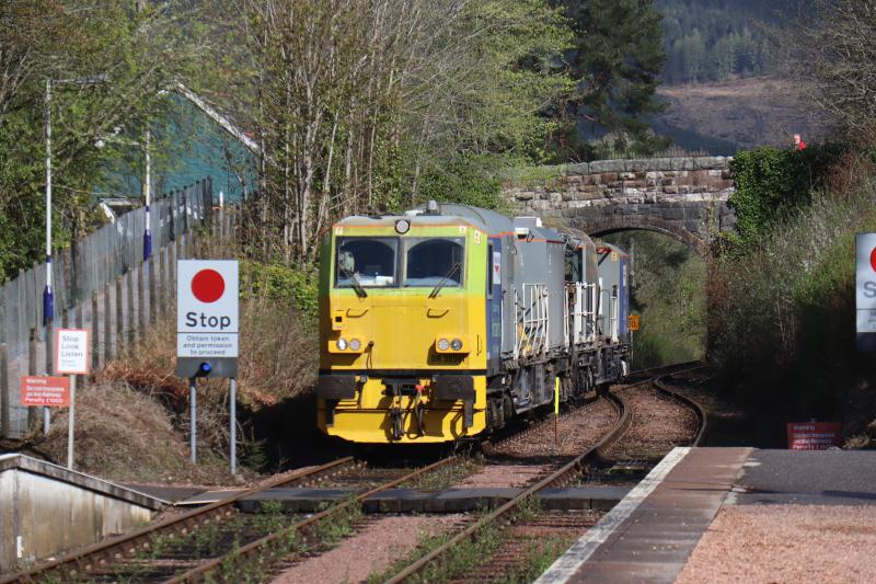 Photo of Network Rail Weedkiller Unit DR98911/DR98961