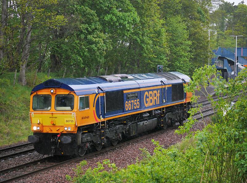 Bay 66755: Caledonian Sleeper 66755 passes Dalgety Bay running light from Aberdeen Clayhills to Edinburgh on 25 May 2021. Photo of Bay 66755