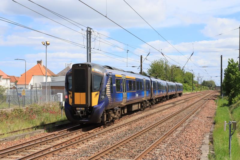 5D96: 385116 with the ECS from 2D96 12.12 Edinburgh to Dunbar terminated at Musselburgh entering the loop at Prestonpans on 04/06/2021. OHLE problems near Little Mill Photo of 5D96