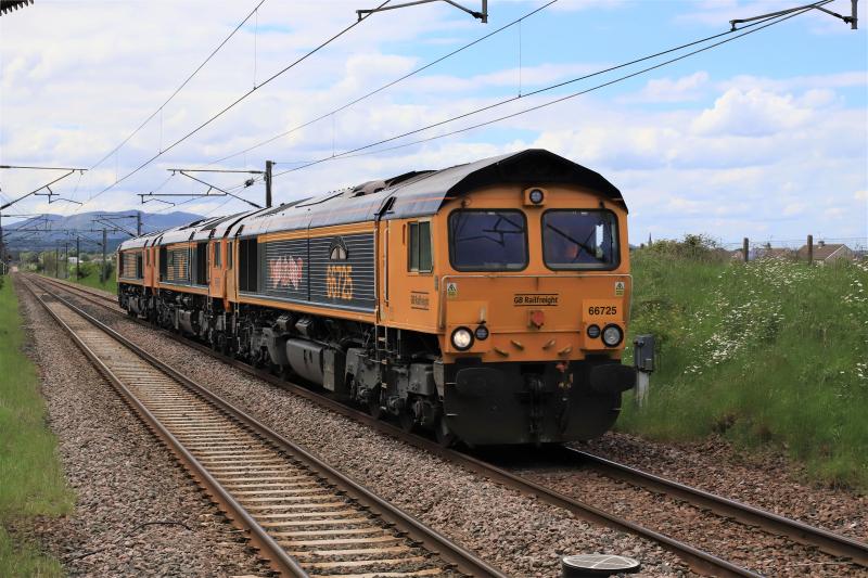 0E14: 66725 + 66723 + 66792 on 0E14 12.06 Millerhill to Doncaster Down Decoy on 06/06/2021 69 minutes late Photo of 0E14