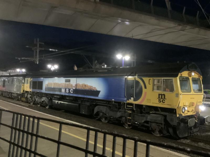 66709 Sorrento: Class 66 66709 Sorrento and 73971 on the Caledonian sleeper on Saturday 12/06/2021 just after midnight. Photo of 66709 Sorrento