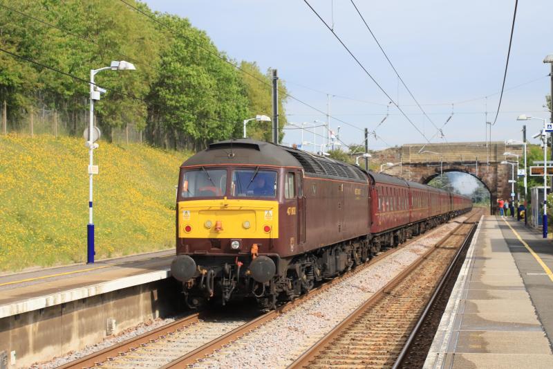 1Z63 Rear: 47802 on the rear topn tail with 60163 Photo of 1Z63 Rear