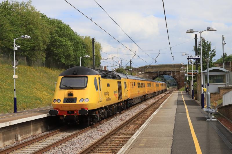 1Q23: 43013 on the rear with 43299 on 1Q23 10.33 Heaton T&RSMD to Newcastle via Glasgow at Musselburgh Station on 21/06/2021 Photo of 1Q23
