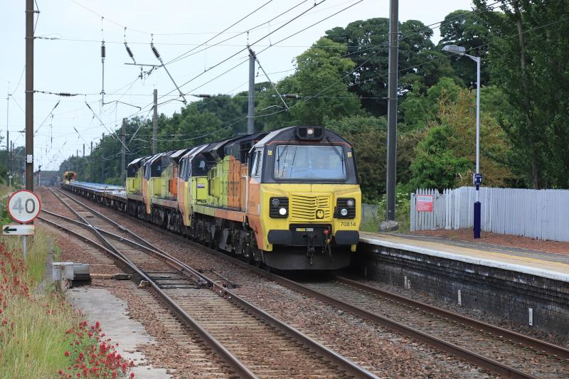6S31: 70814 + 70808 + 70806 on 6S31 04.36 Doncaster Up Decoy to Millerhill S.S.approaching Prestonpans on 02/07/2021 Photo of 6S31