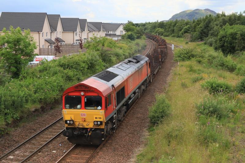 6E30: 66135 on 6E30 13.32 Dalzell BSC to Tees Yard at Niddrie West Jct on 07/07/2021 Photo of 6E30