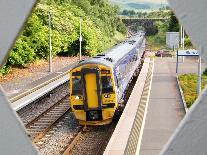 158710 & 158738 @ Gleneagles, - 12 July 2021: '1L21' Glasgow Queen Street to Dundee Photo of 158710 & 158738 @ Gleneagles, - 12 July 2021