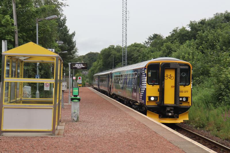 Photo of 153377 + 156458 Passing Connel