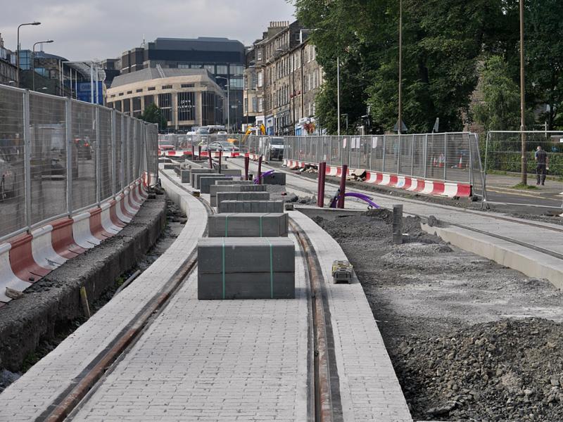 Gayfield Square: Looking south from Gayfield Square towards the Picardy Plac.e stop. 3 August 2021 Photo of Gayfield Square