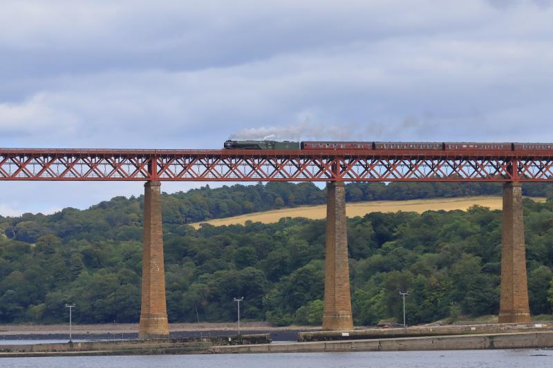 Tornado on The Bridge: 60163 Photo of Tornado on The Bridge