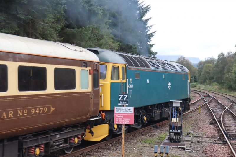 LSL 47614 Departing Upper Tyndrum: Taken this afternoon as the Three Peaks train departed south after a short break at UT awaiting a north bound ScotRail service. Coach immediately behind loco was CAR No 9479. Photo of LSL 47614 Departing Upper Tyndrum