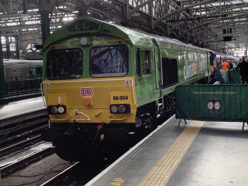 Climate hero: Class 66 66004 at Glasgow Central on Wednesday 15th September 2021 Photo of Climate hero