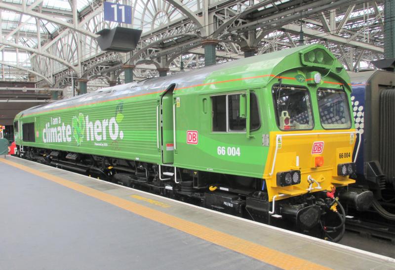 Green machine Glasgow Central: 66004 in Climate Hero livery on Platform 11 At Glasgow Central 15.9.21 Photo of Green machine Glasgow Central