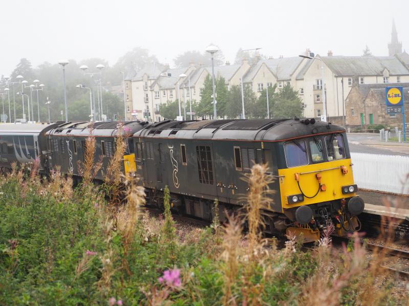 Photo of 73968 and 73969 at Cupar