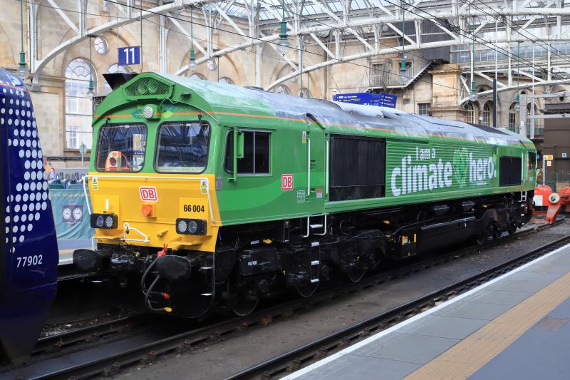 Climate Hero: 66004 in Glasgow Central Platform 11 on 15/09/2021 Photo of Climate Hero