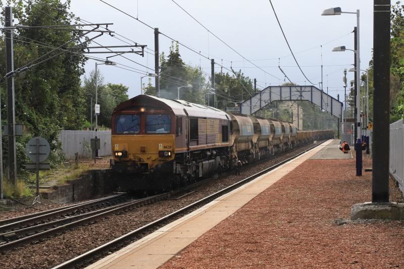 6S50: 66221 on 6S50 12.11 Carlisle N.Y. to Millerhill passing through Slateford Station on 22/09/2021 Photo of 6S50