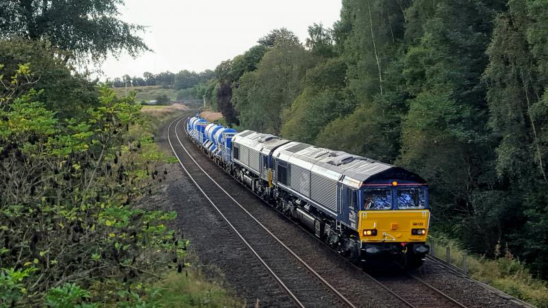 66122 leading RHTT to Inverness : Passing Luncarty Photo of 66122 leading RHTT to Inverness