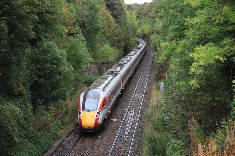 1S01: 800209 + 801104 on 1S01 06.10 Doncaster to Edinburgh passing the site of Craiglockart Station on 02/10/2021 Photo of 1S01