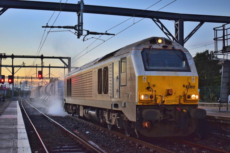 67012 & 67016: 67012 & 67016 arrive into Stirling with 3S93 Slateford-Stirling. Photo of 67012 & 67016