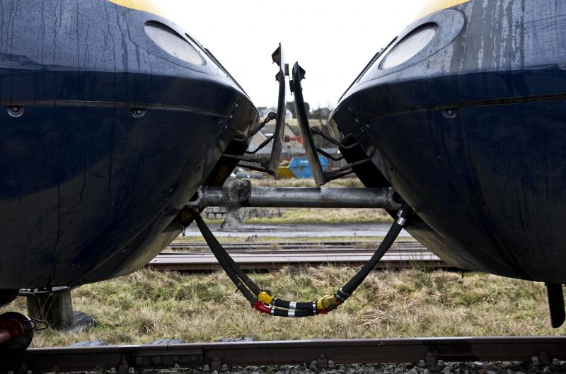 KEITH JNCTN HST'S 28.1.22 (4).jpg: WHAT ONE HST POWER CAR USES TO CONNECT NOSE TO NOSE WITH ANOTHER ONE Photo of KEITH JNCTN HST'S 28.1.22 (4).jpg