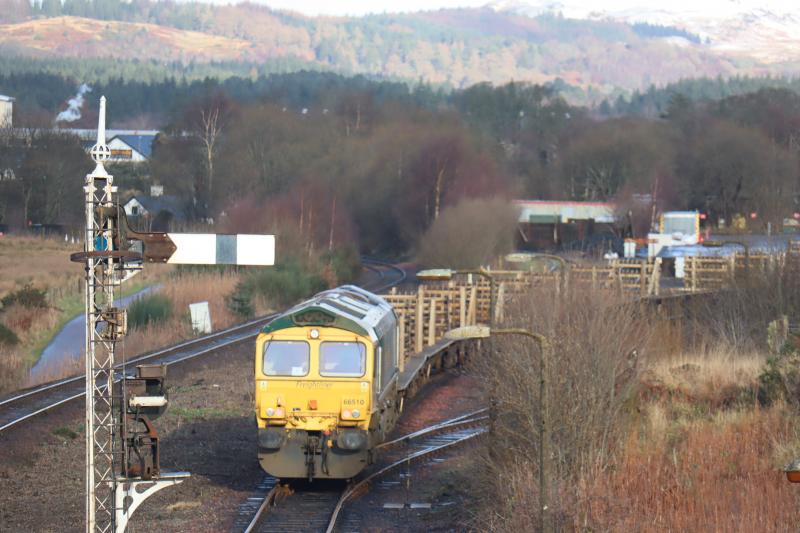 Freightliner 66510 at Fort William Yard: 66510 was the lead loco on the CWR train that ran from Carlisle to Fort William last night. Photo of Freightliner 66510 at Fort William Yard