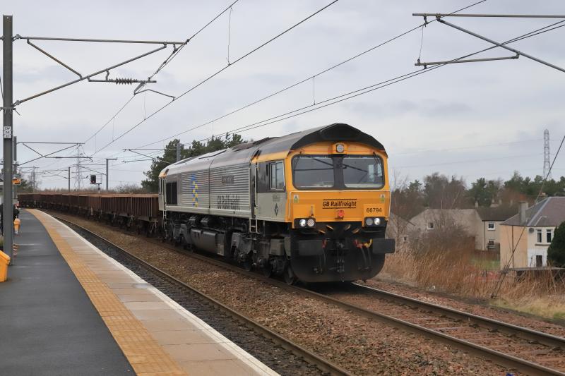 6K16: 66794 on 6K16 14.00 Cupar to Millerhill S.S. at Newcraighall on 20/02/2022. running 200 minutes early Photo of 6K16