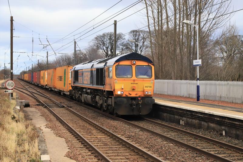 4S69: 66756 on 4S69 06.48 tees Dock to Elderslie at Prestonpans on 21/02/2022 Photo of 4S69