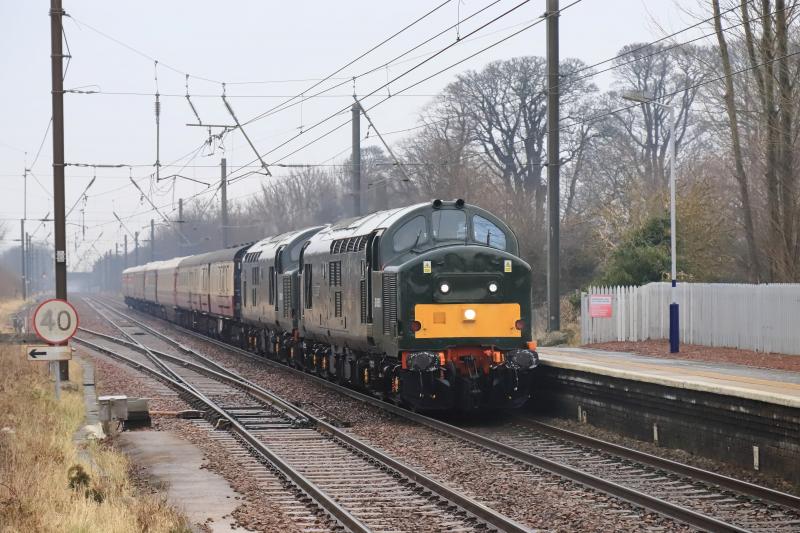 1Z80: D6851 + D6817 on 1Z80 09.30 Alnmouth to Arisaig approaching Prestonpans Station on 03/03/2022 Photo of 1Z80