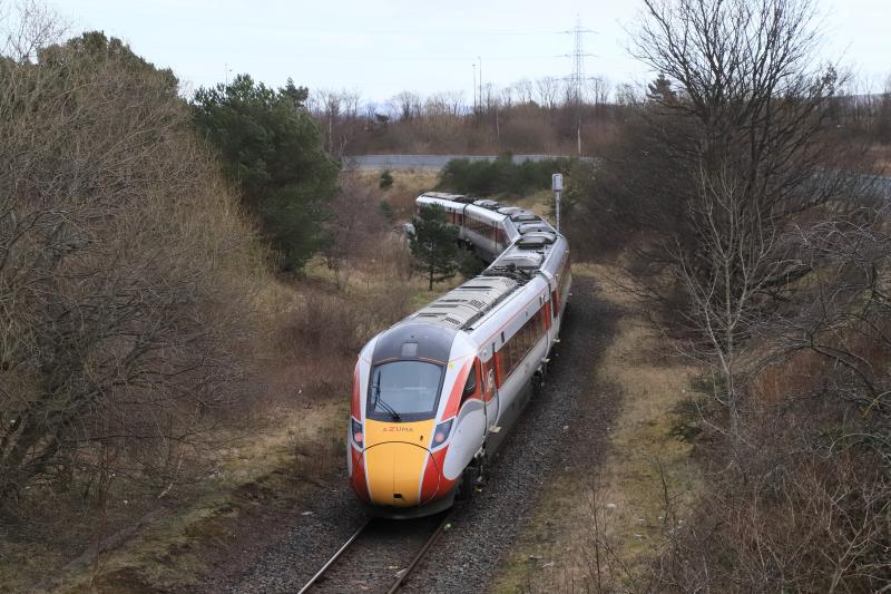 5Z90: 800210 on 5Z90 06.34 Heaton T & Rsmd to Edinburgh between Niddrie West Jct & Brunstane on 09/03/2022 Photo of 5Z90