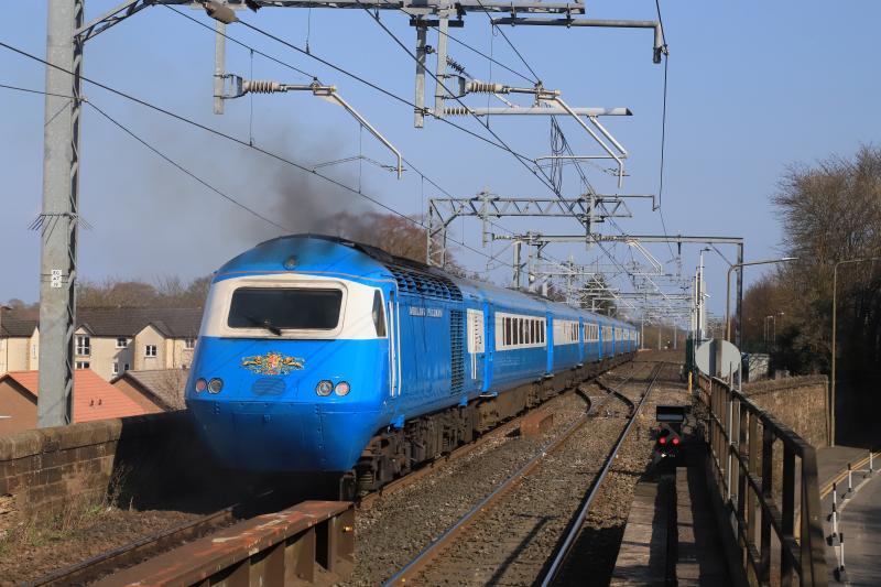 1Z80: 43046 + 43055 on 1Z80 06.13 Slough to Inverness passing through Linlithgow on 26/03/2022. 428 miles 73 Chains from Slough Photo of 1Z80